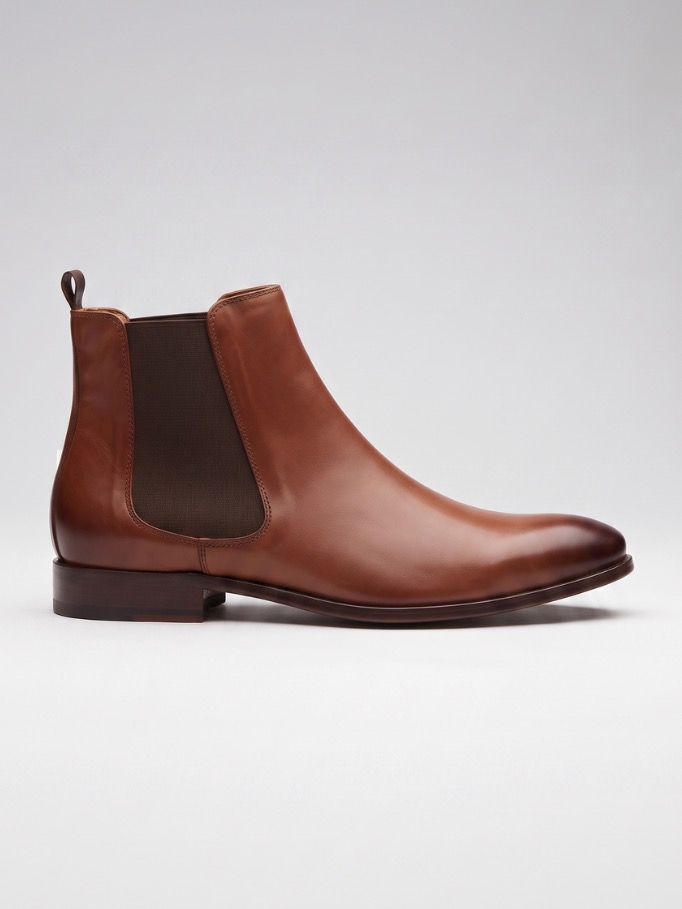 Bota Chelsea Tony Tabaco em couro full grain